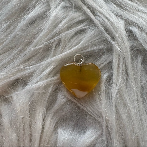 Bri Bee Store Jewelry - Honey Agate Heart Pendant